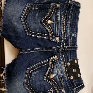 MISS ME SHORTS